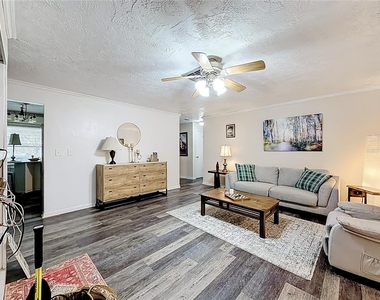762 Barbara Street - Photo Thumbnail 16