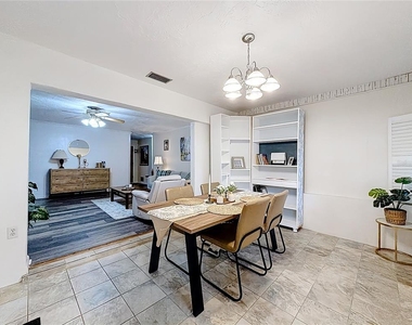 762 Barbara Street - Photo Thumbnail 18
