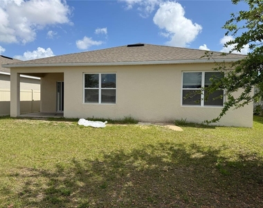 521 Nicken Grove - Photo Thumbnail 14