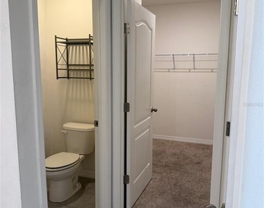 521 Nicken Grove - Photo Thumbnail 12