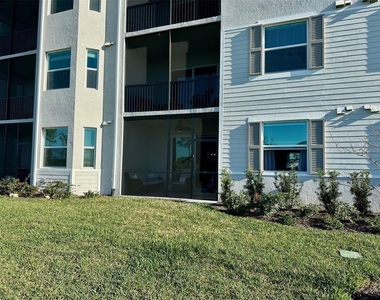 12280 Wellen Golf Street - Photo Thumbnail 17