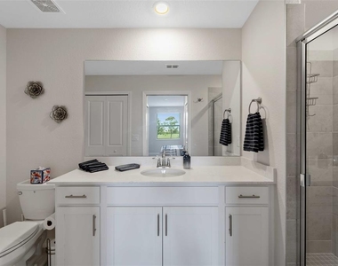 12280 Wellen Golf Street - Photo Thumbnail 8