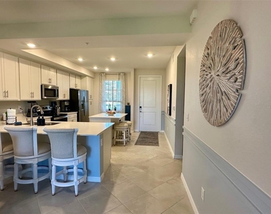12280 Wellen Golf Street - Photo Thumbnail 3