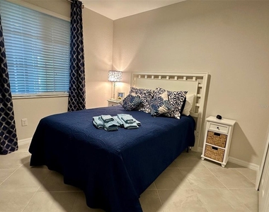 12280 Wellen Golf Street - Photo Thumbnail 9