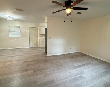 15615 Nw 138th Drive - Photo Thumbnail 4