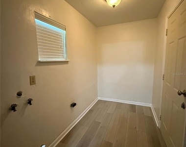 15615 Nw 138th Drive - Photo Thumbnail 16