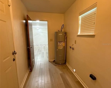 15615 Nw 138th Drive - Photo Thumbnail 17