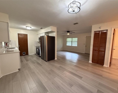 15615 Nw 138th Drive - Photo Thumbnail 10
