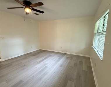 15615 Nw 138th Drive - Photo Thumbnail 2
