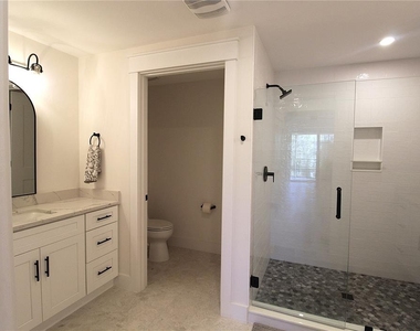 280 Hidden Bay Drive - Photo Thumbnail 12