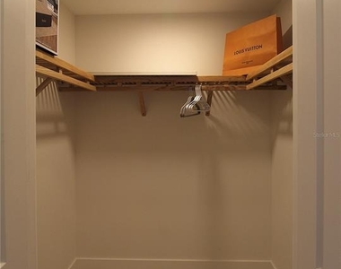280 Hidden Bay Drive - Photo Thumbnail 10