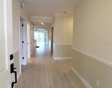 280 Hidden Bay Drive - Photo Thumbnail 2