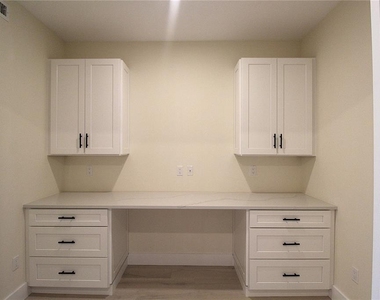 280 Hidden Bay Drive - Photo Thumbnail 16