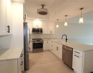 280 Hidden Bay Drive - Photo Thumbnail 3