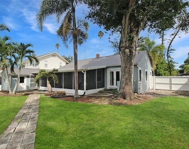 2321 18th Avenue W - Photo Thumbnail 33