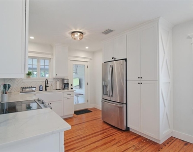 2321 18th Avenue W - Photo Thumbnail 13