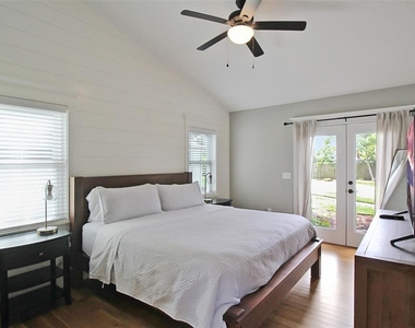 2321 18th Avenue W - Photo Thumbnail 24