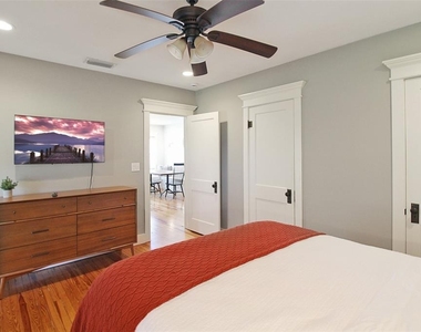 2321 18th Avenue W - Photo Thumbnail 22