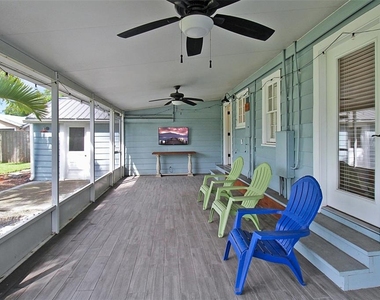 2321 18th Avenue W - Photo Thumbnail 30