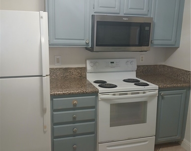5055 W Hacienda Avenue - Photo Thumbnail 13