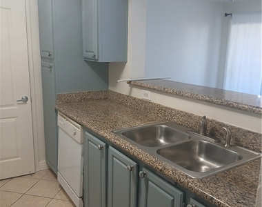 5055 W Hacienda Avenue - Photo Thumbnail 14