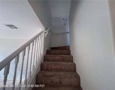 920 Twinkling Sky Avenue - Photo Thumbnail 7