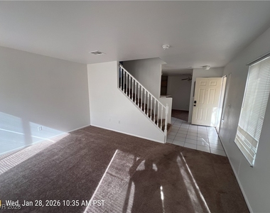 920 Twinkling Sky Avenue - Photo Thumbnail 2