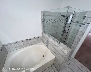 920 Twinkling Sky Avenue - Photo Thumbnail 10