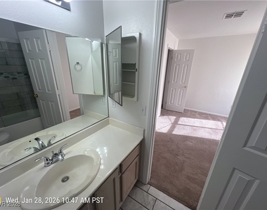 920 Twinkling Sky Avenue - Photo Thumbnail 12
