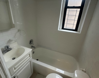  West 187th Street - Photo Thumbnail 12