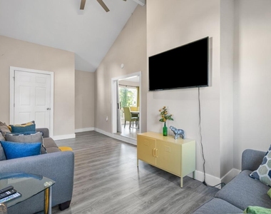 494 Plainville Drive Sw - Photo Thumbnail 7