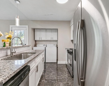 494 Plainville Drive Sw - Photo Thumbnail 13