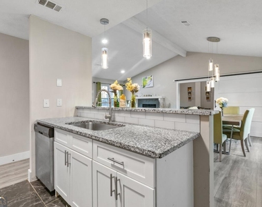 494 Plainville Drive Sw - Photo Thumbnail 15