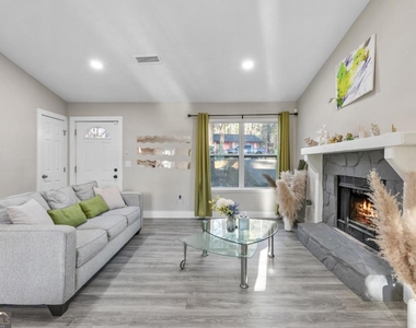 494 Plainville Drive Sw - Photo Thumbnail 2
