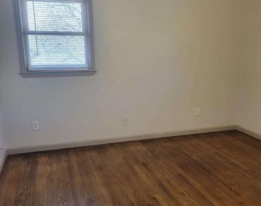 1063 Pleasant Hill Road - Photo Thumbnail 11