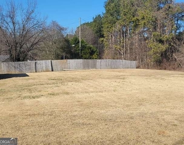 1063 Pleasant Hill Road - Photo Thumbnail 15