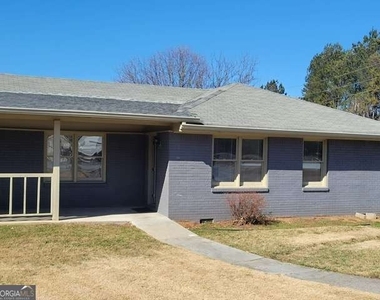 1063 Pleasant Hill Road - Photo Thumbnail 2