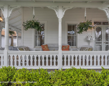 21 Pearce Avenue - Photo Thumbnail 3