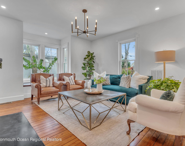 21 Pearce Avenue - Photo Thumbnail 5