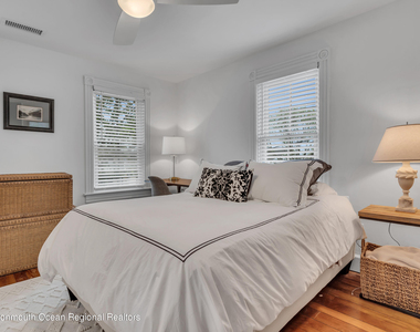 21 Pearce Avenue - Photo Thumbnail 17