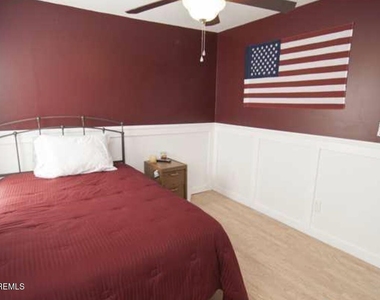 507 15th Avenue - Photo Thumbnail 6