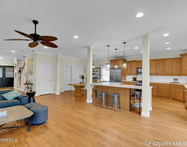 331 Richmond Avenue - Photo Thumbnail 7