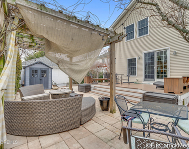 331 Richmond Avenue - Photo Thumbnail 24