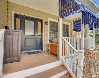 331 Richmond Avenue - Photo Thumbnail 3