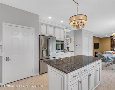 7 Mackenzie Road - Photo Thumbnail 17