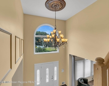 7 Mackenzie Road - Photo Thumbnail 22