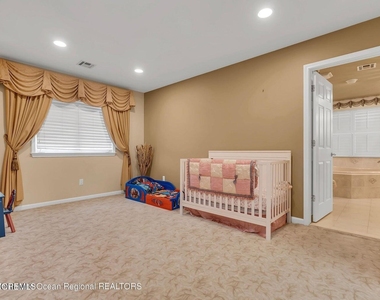 7 Mackenzie Road - Photo Thumbnail 28