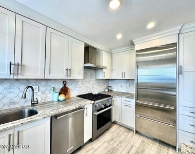 122 Bodman Place - Photo Thumbnail 23