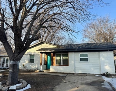 413 Sw 14th Street - Photo Thumbnail 1