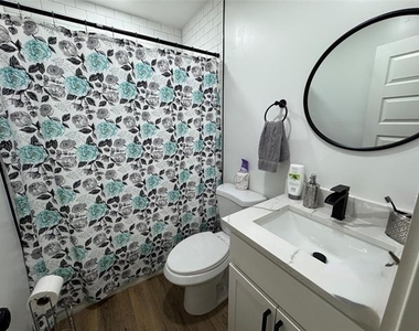 413 Sw 14th Street - Photo Thumbnail 9
